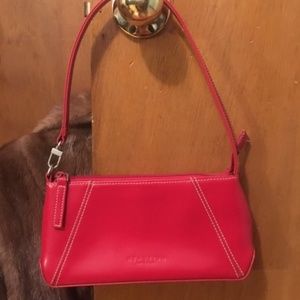 Kenneth Cole Reaction Shoulder Bag